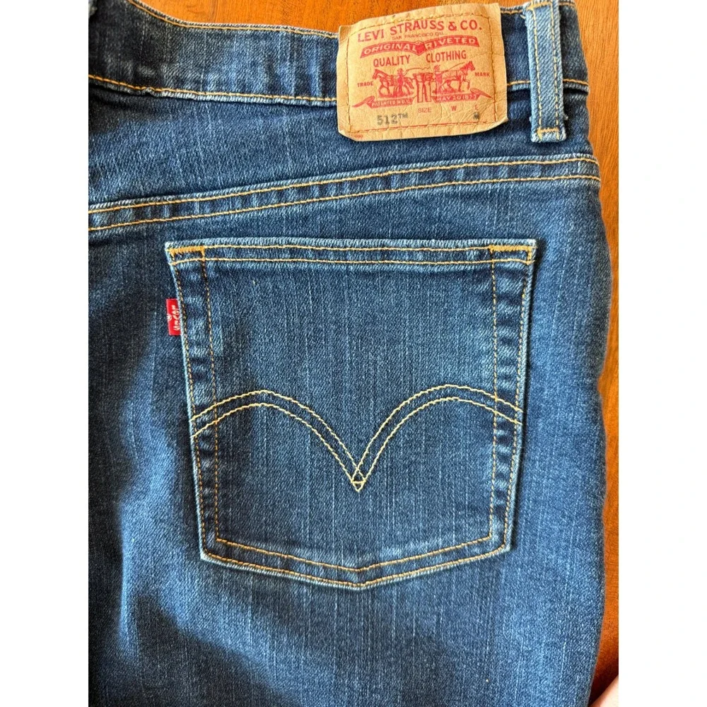 Levis levi 512
